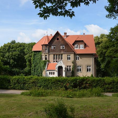 Palac Mysliwski Orle Solutions Mirosławiec Buitenkant foto