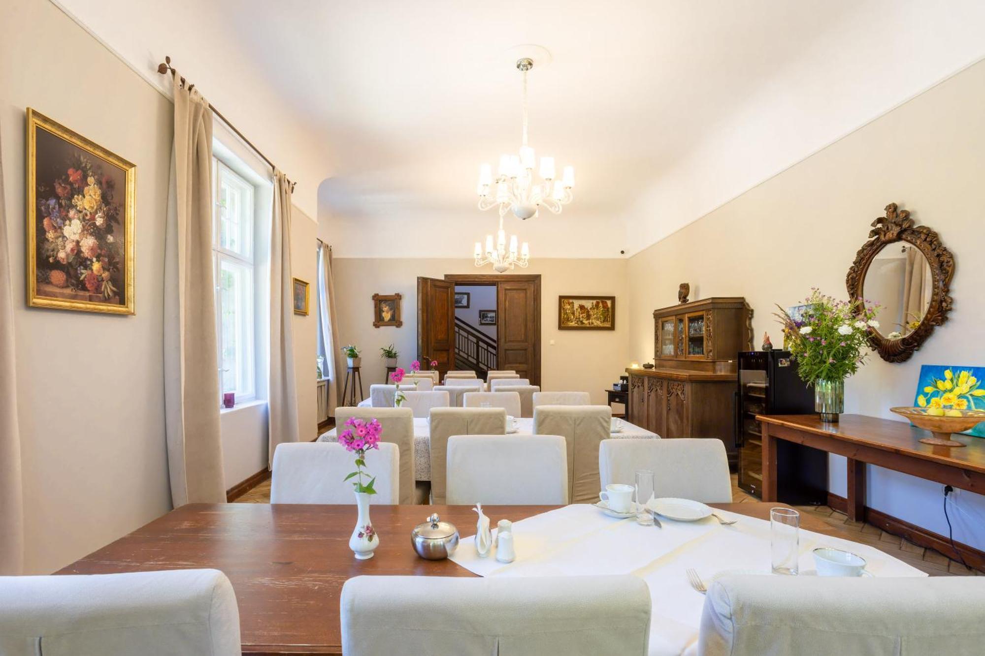 Palac Mysliwski Orle Solutions Mirosławiec Buitenkant foto